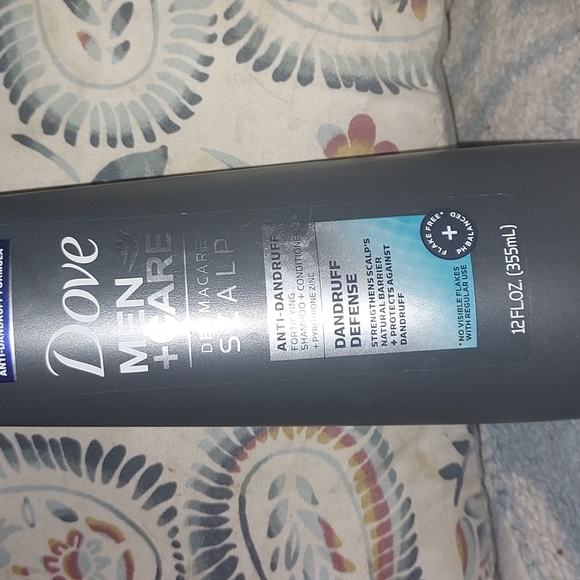 Mens + care Dove dermacare Scalp dandruff defense shampoo +conditioner - Picture 1 of 3